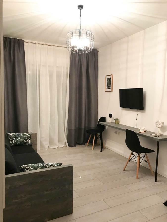 57 Ii Apartment *